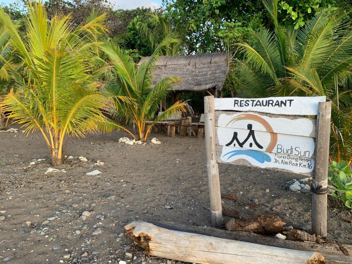 Budi Sun Resort Maumere Eksteriør bilde