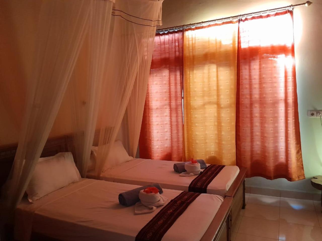 Budi Sun Resort Maumere Eksteriør bilde