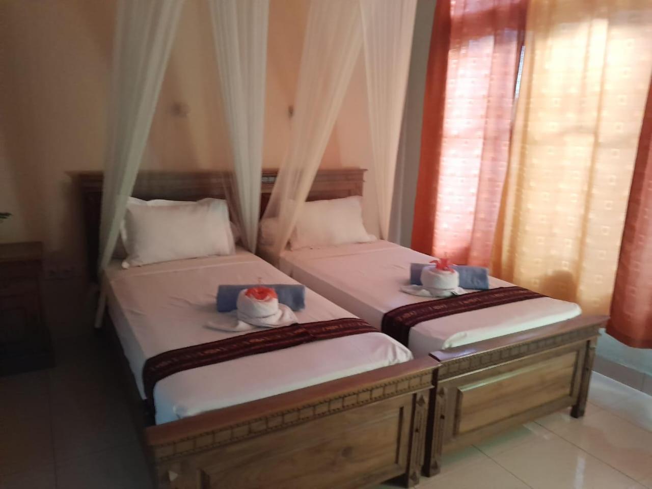 Budi Sun Resort Maumere Eksteriør bilde