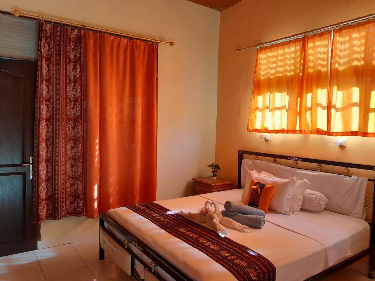 Budi Sun Resort Maumere Eksteriør bilde