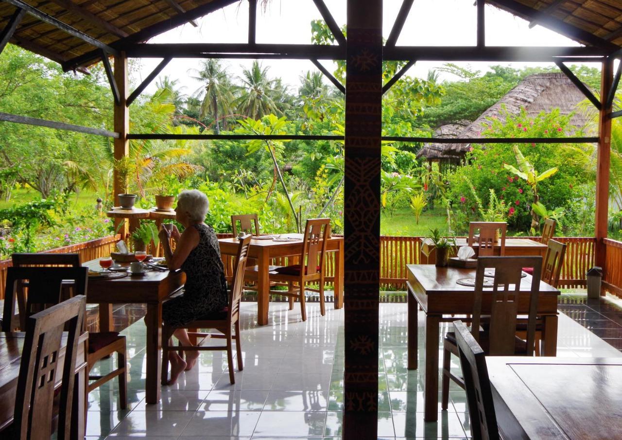 Budi Sun Resort Maumere Eksteriør bilde
