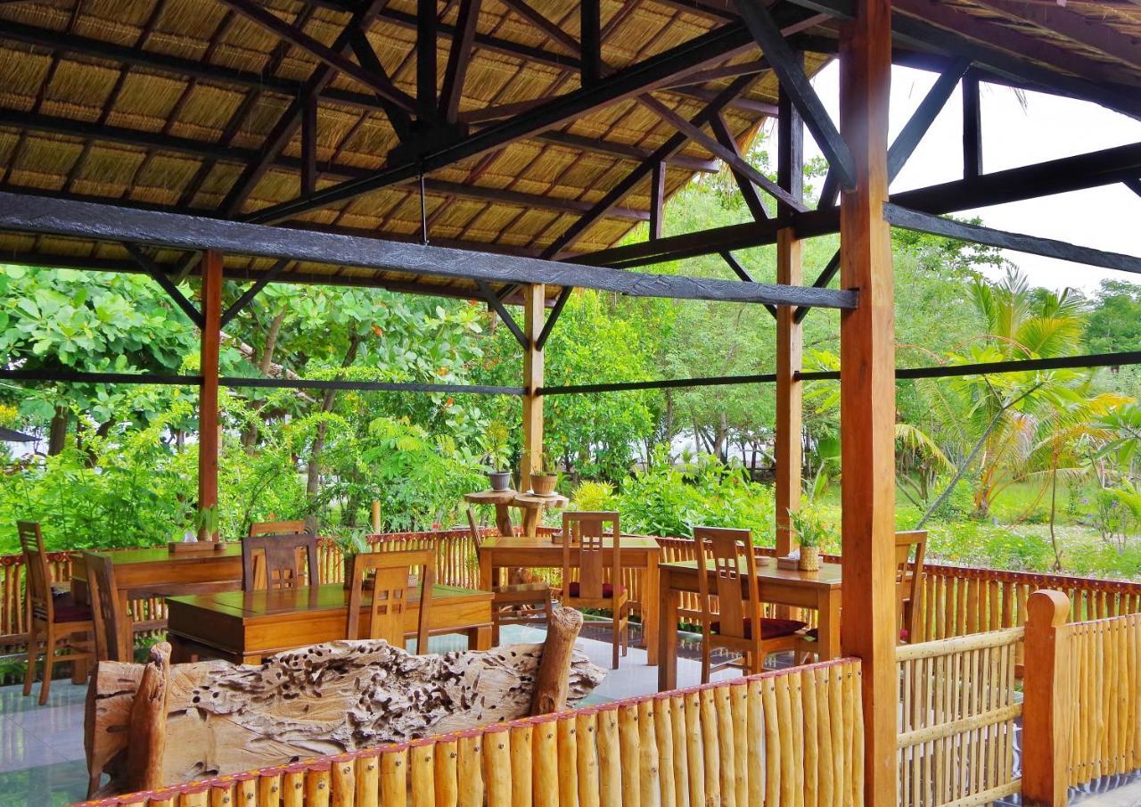 Budi Sun Resort Maumere Eksteriør bilde