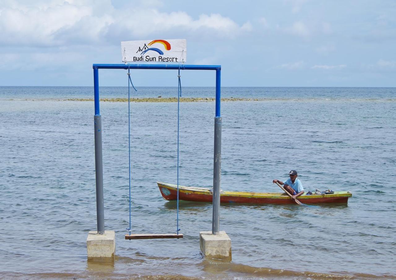 Budi Sun Resort Maumere Eksteriør bilde