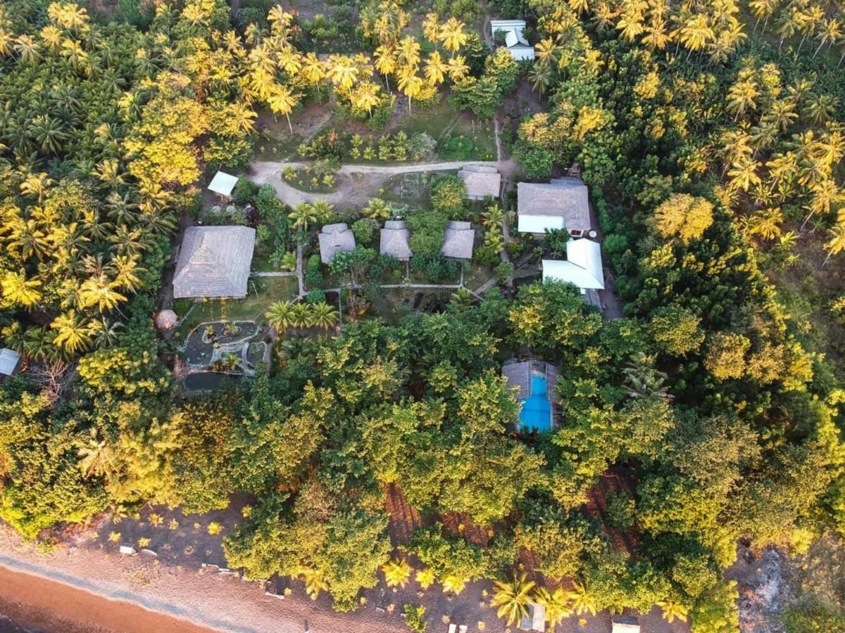 Budi Sun Resort Maumere Eksteriør bilde